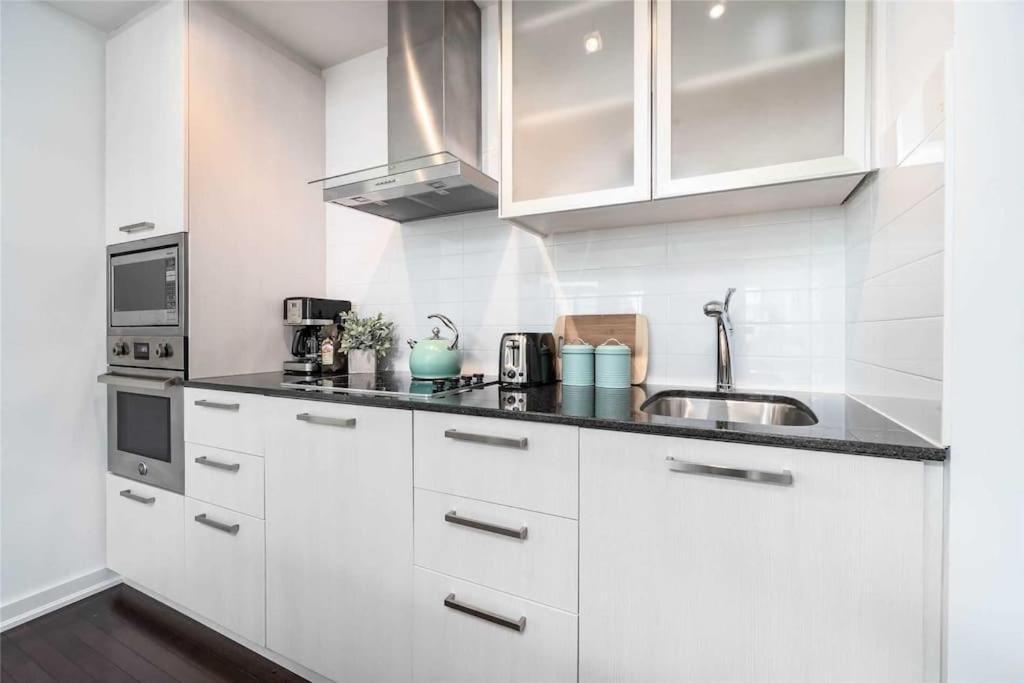 New Superior Lakeview Luxury 3-Bedroom Suite On 48 Floor Toronto Zewnętrze zdjęcie