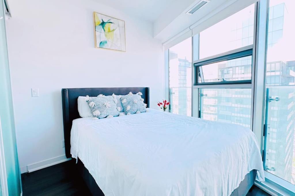 New Superior Lakeview Luxury 3-Bedroom Suite On 48 Floor Toronto Zewnętrze zdjęcie