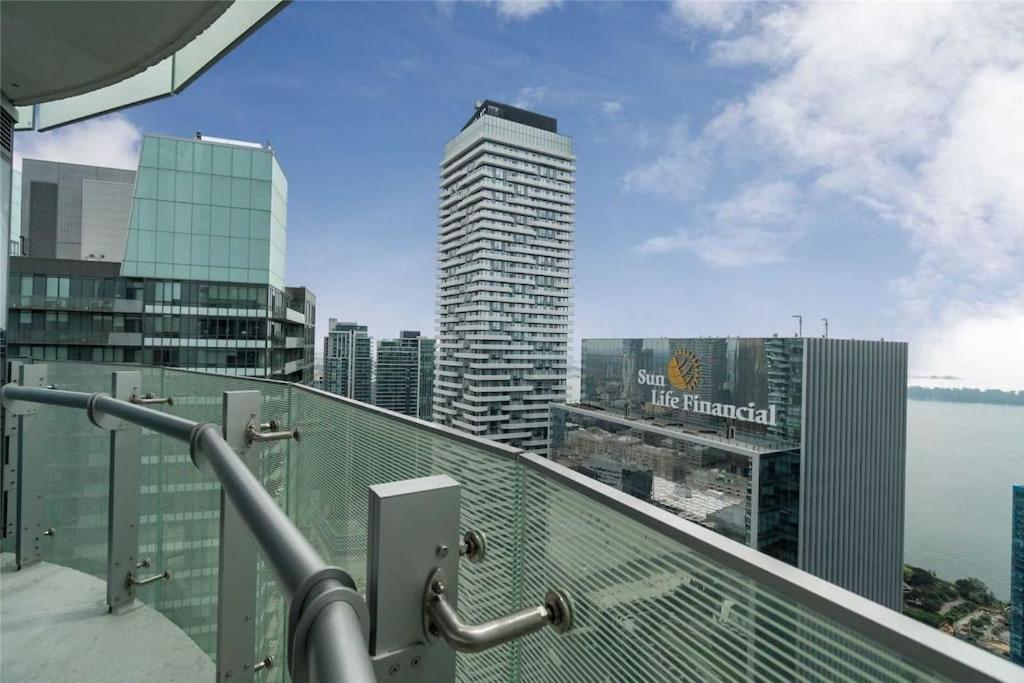 New Superior Lakeview Luxury 3-Bedroom Suite On 48 Floor Toronto Zewnętrze zdjęcie