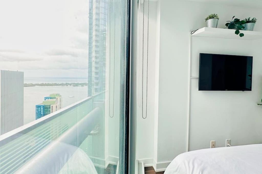 New Superior Lakeview Luxury 3-Bedroom Suite On 48 Floor Toronto Zewnętrze zdjęcie