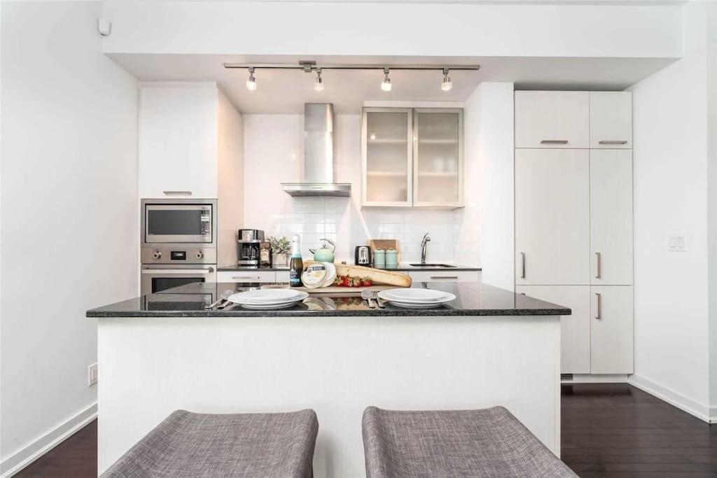 New Superior Lakeview Luxury 3-Bedroom Suite On 48 Floor Toronto Zewnętrze zdjęcie